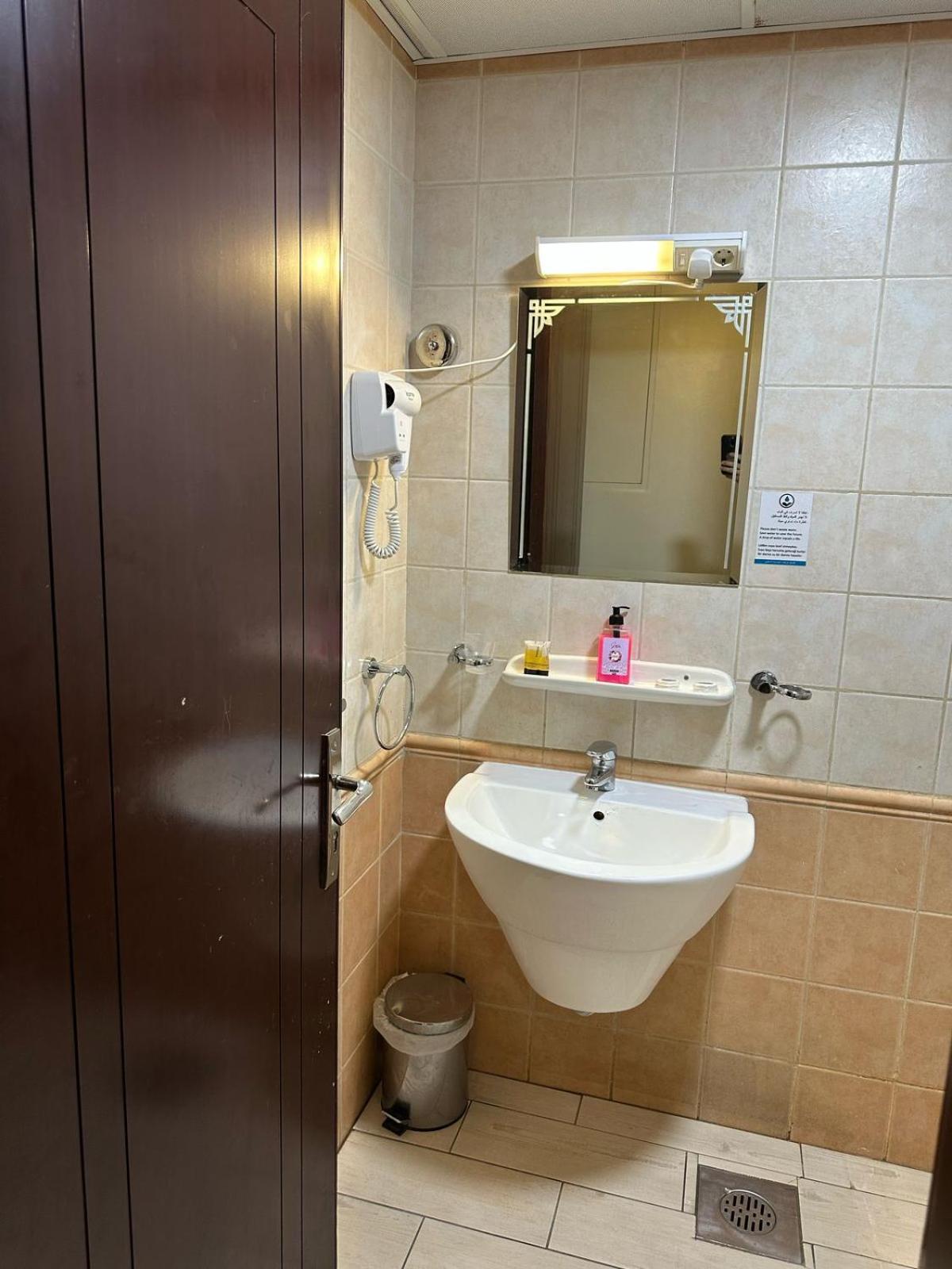 Hotel Morjan Almedina Aldhabi For Hospitality Tourism エクステリア 写真